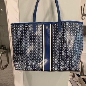 Tory Burch Navy and White Chain Pattern Tote
